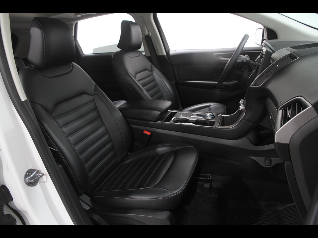 Used 2024 Ford Edge SEL w/ Convenience Package AWD/4WD image 17
