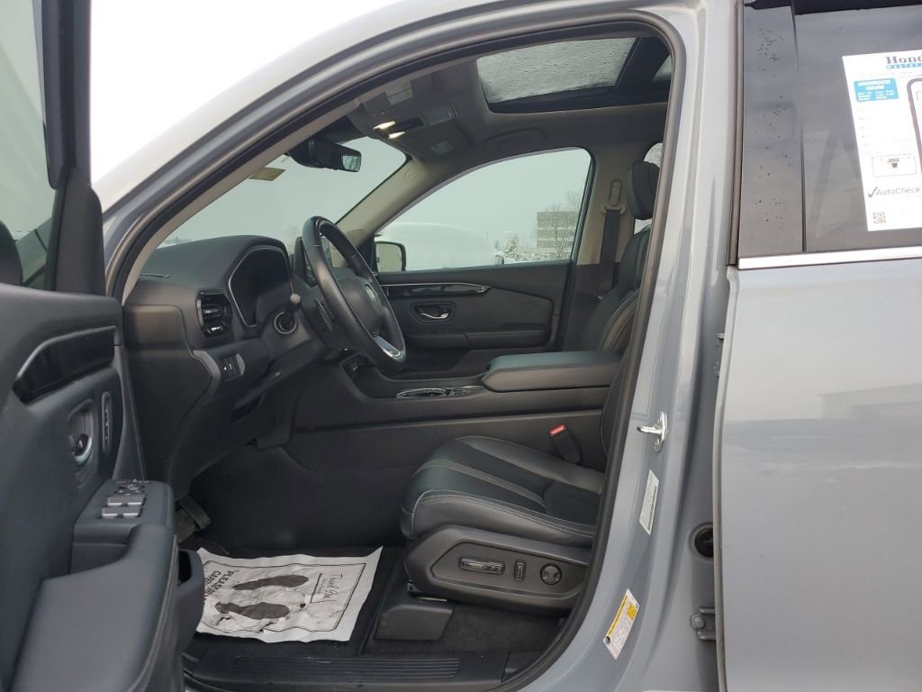 Used 2023 Honda Pilot Touring image 33