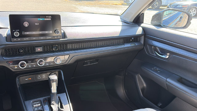 Used 2025 Honda CR-V EX image 25