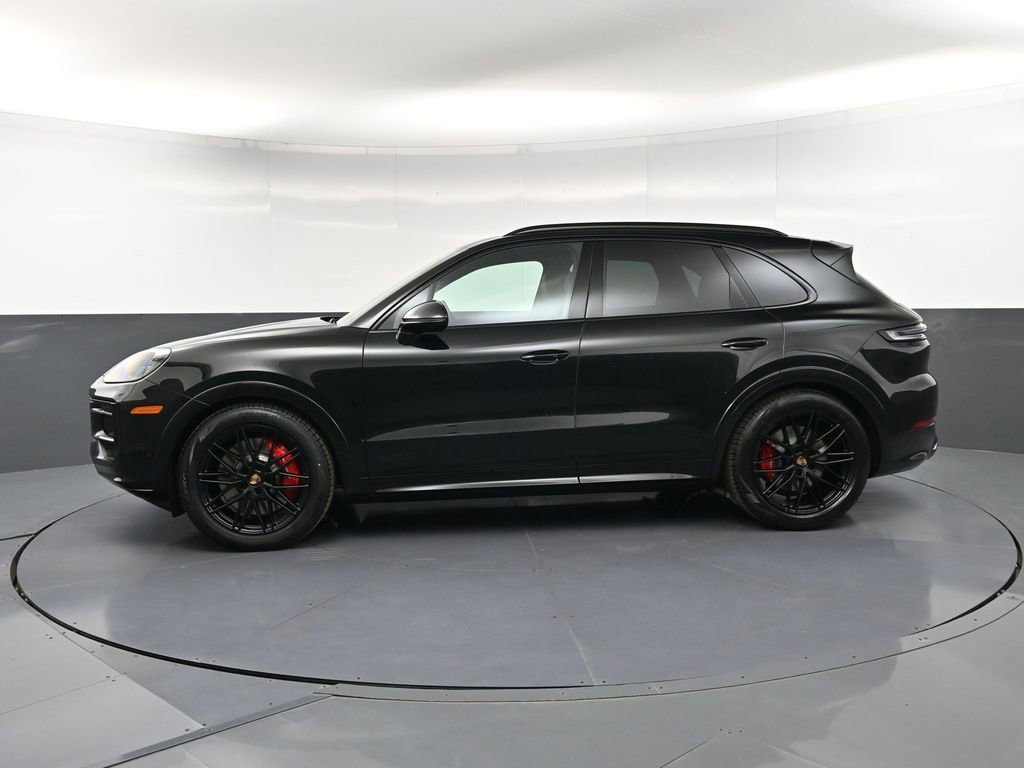 New 2026 Porsche Cayenne GTS AWD/4WD image 2