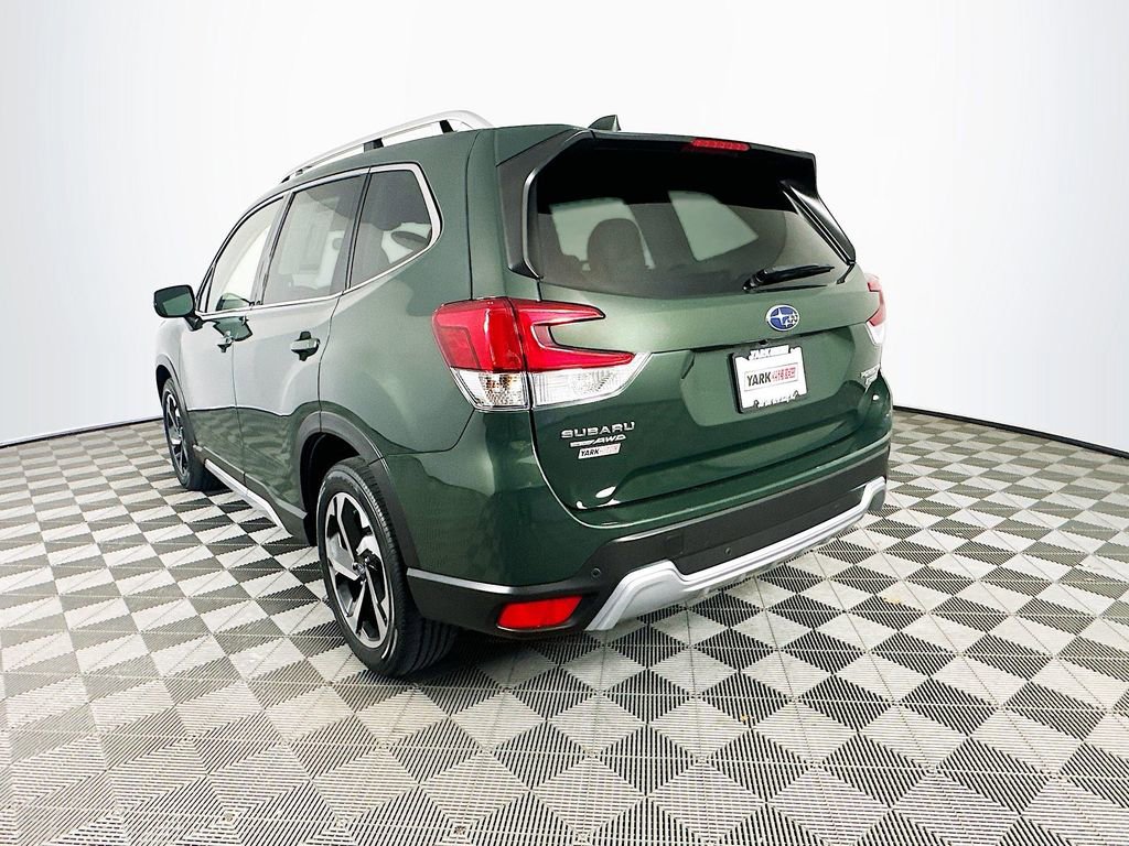Used 2022 Subaru Forester Touring image 7
