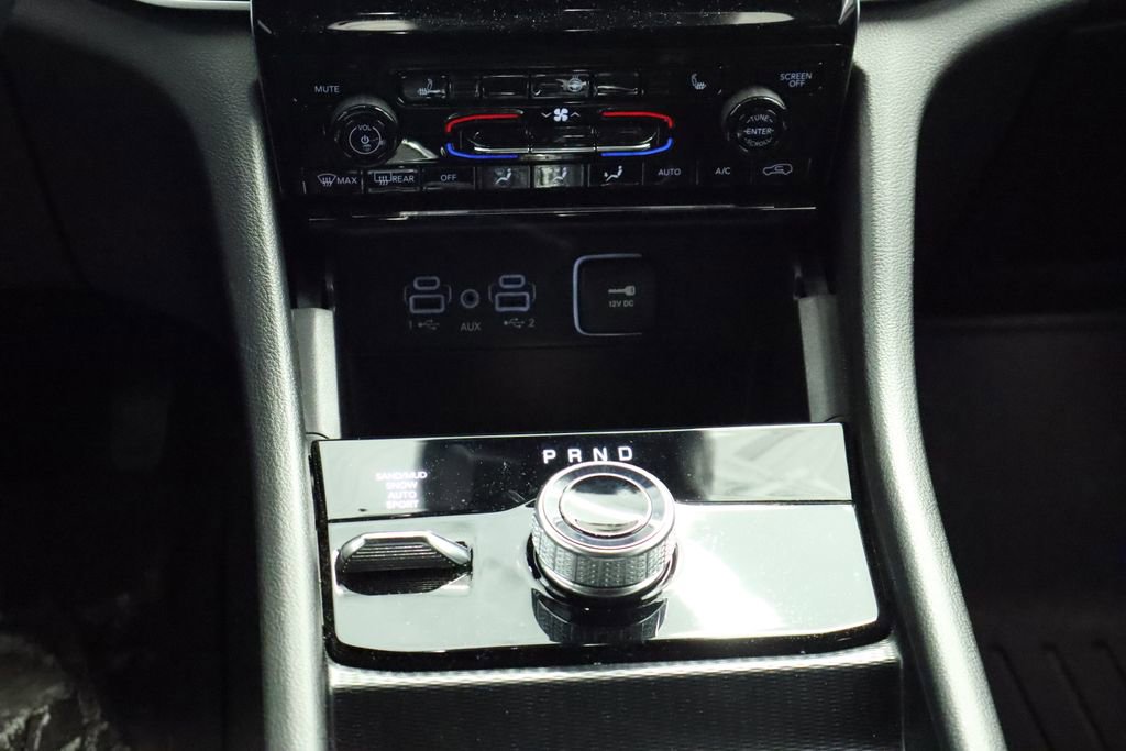 Used 2025 Jeep Grand Cherokee Limited w/ Trailer Tow Package image 28