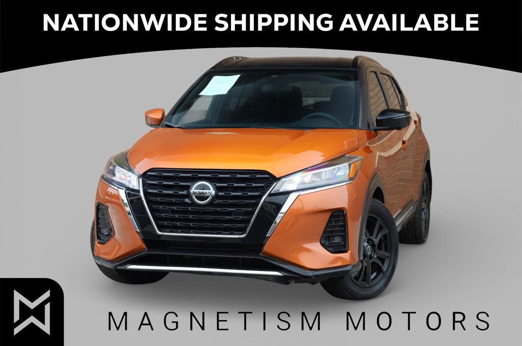 Used 2023 Nissan Kicks SR image 1