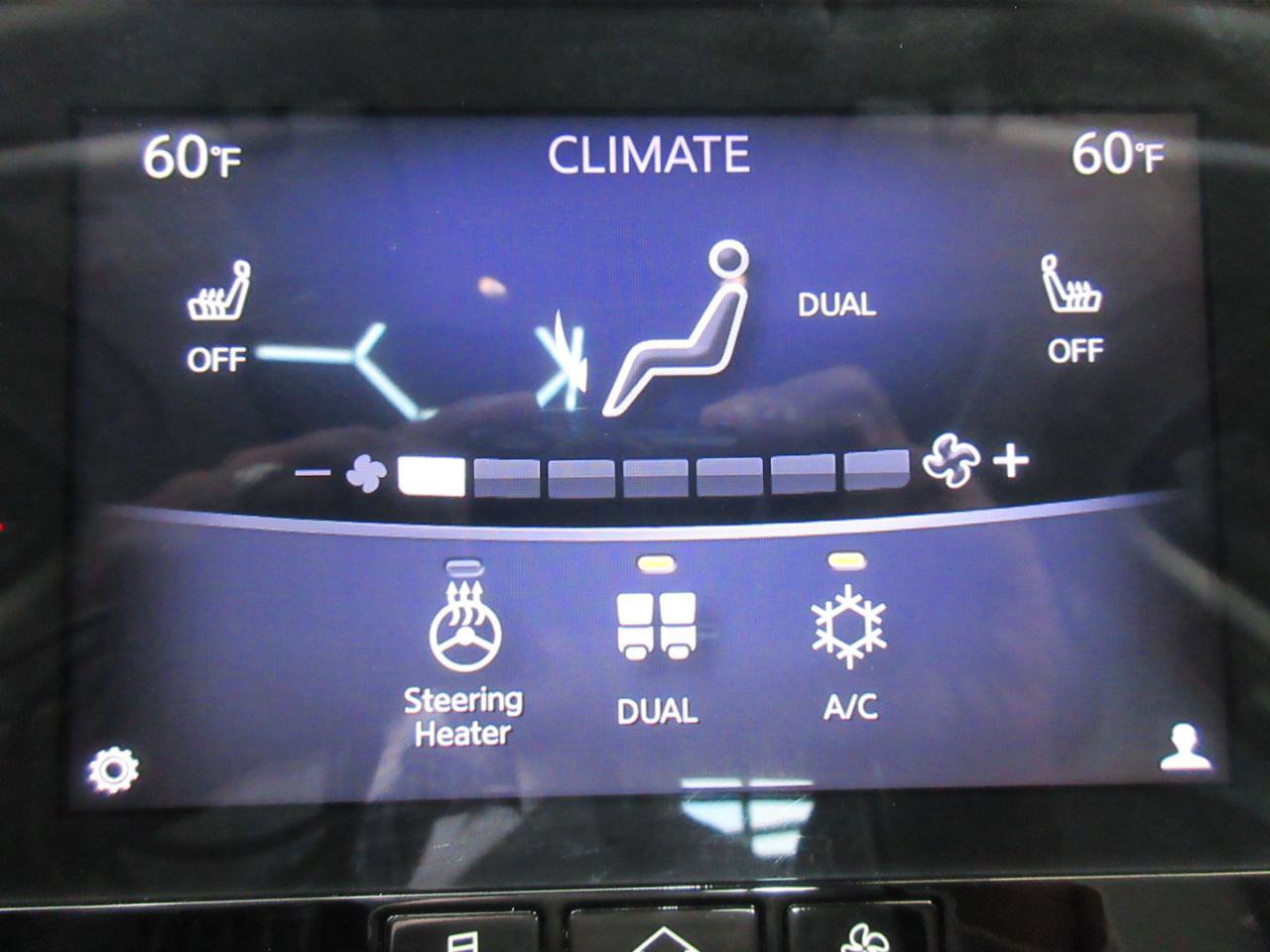 Used 2019 INFINITI Q50 Luxe w/ Essential Package (3.0T Luxe) AWD/4WD image 26
