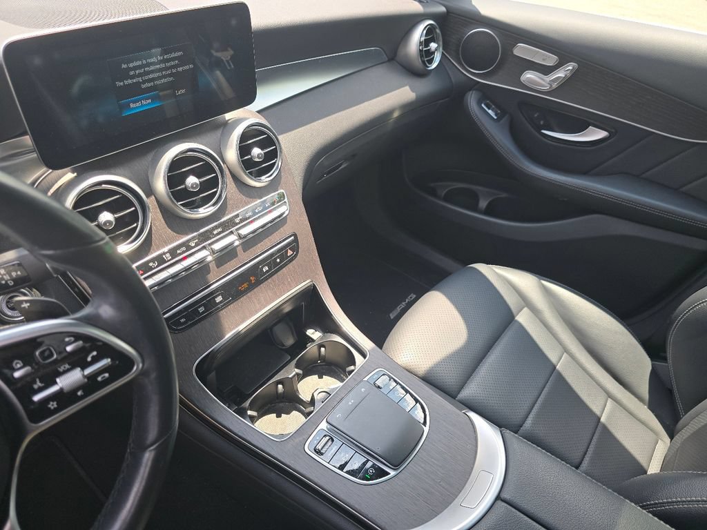 Used 2022 Mercedes-Benz GLC 300 4MATIC image 32