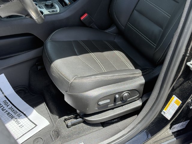 Used 2024 GMC Terrain Denali w/ Black Diamond Edition AWD/4WD image 15