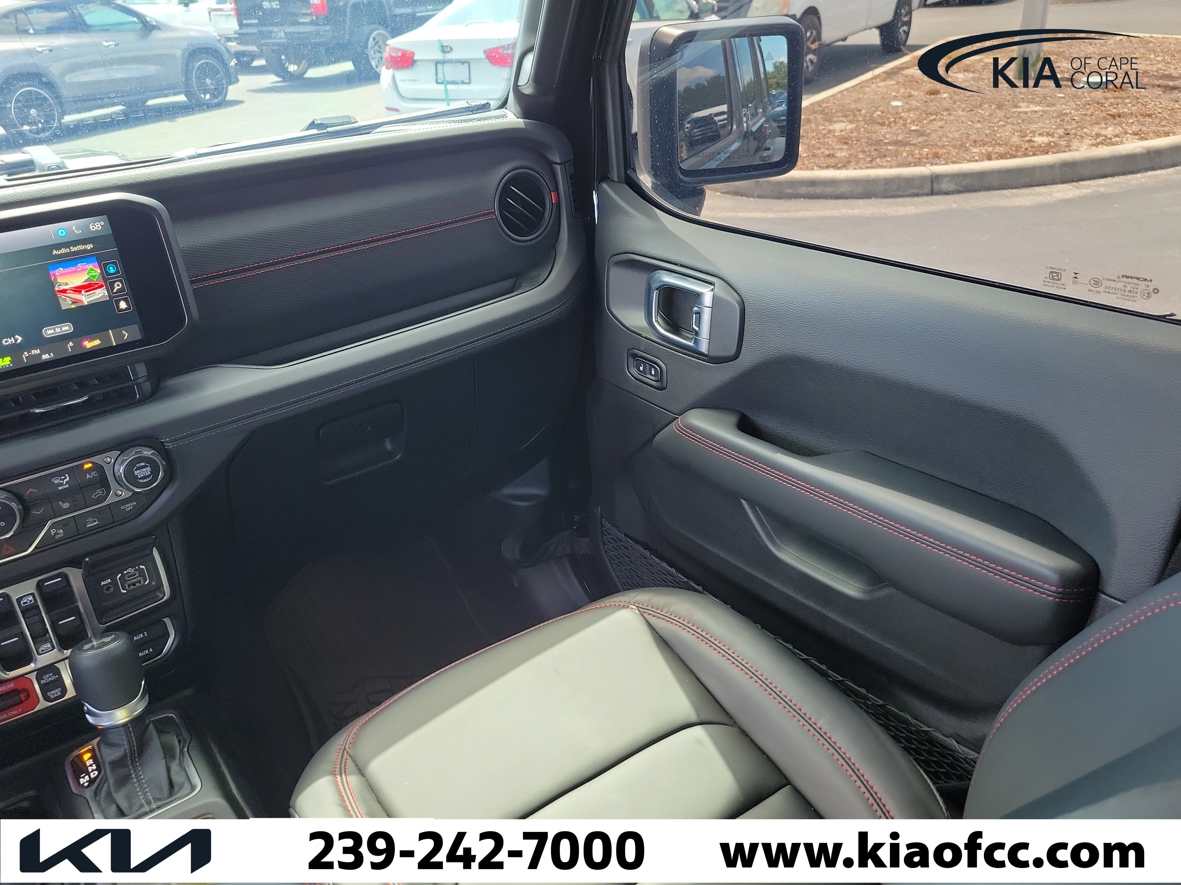 Used 2026 Jeep Wrangler Unlimited Rubicon 392 w/ Quick Order Package 27X Moab AWD/4WD image 18