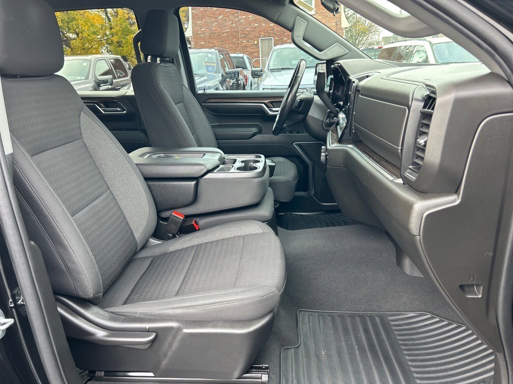 Used 2022 Chevrolet Silverado 1500 LT image 19