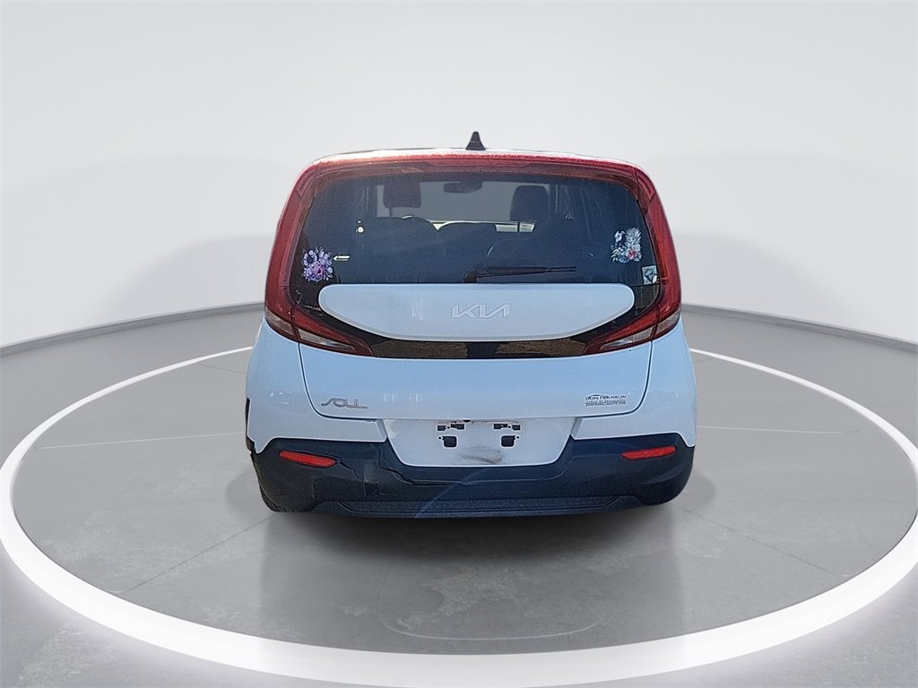 Used 2022 Kia Soul LX w/ Technology Package image 7
