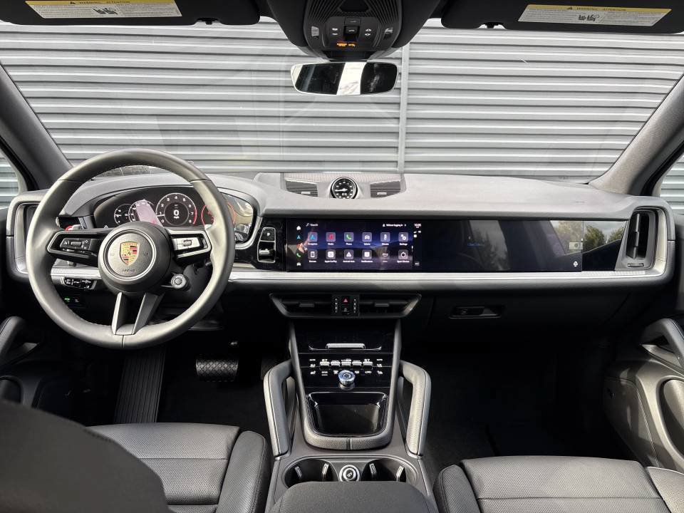 Certified 2026 Porsche Cayenne AWD/4WD image 12