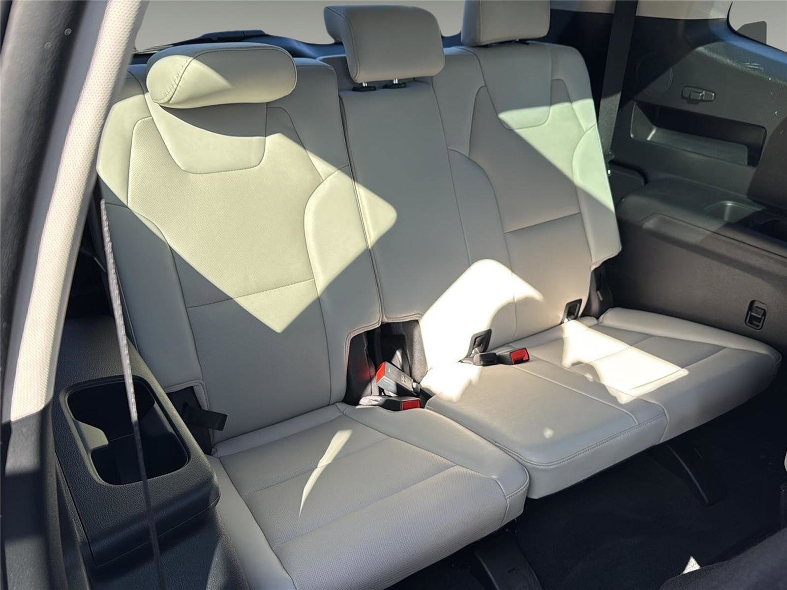 Used 2022 Kia Telluride SX AWD/4WD image 34