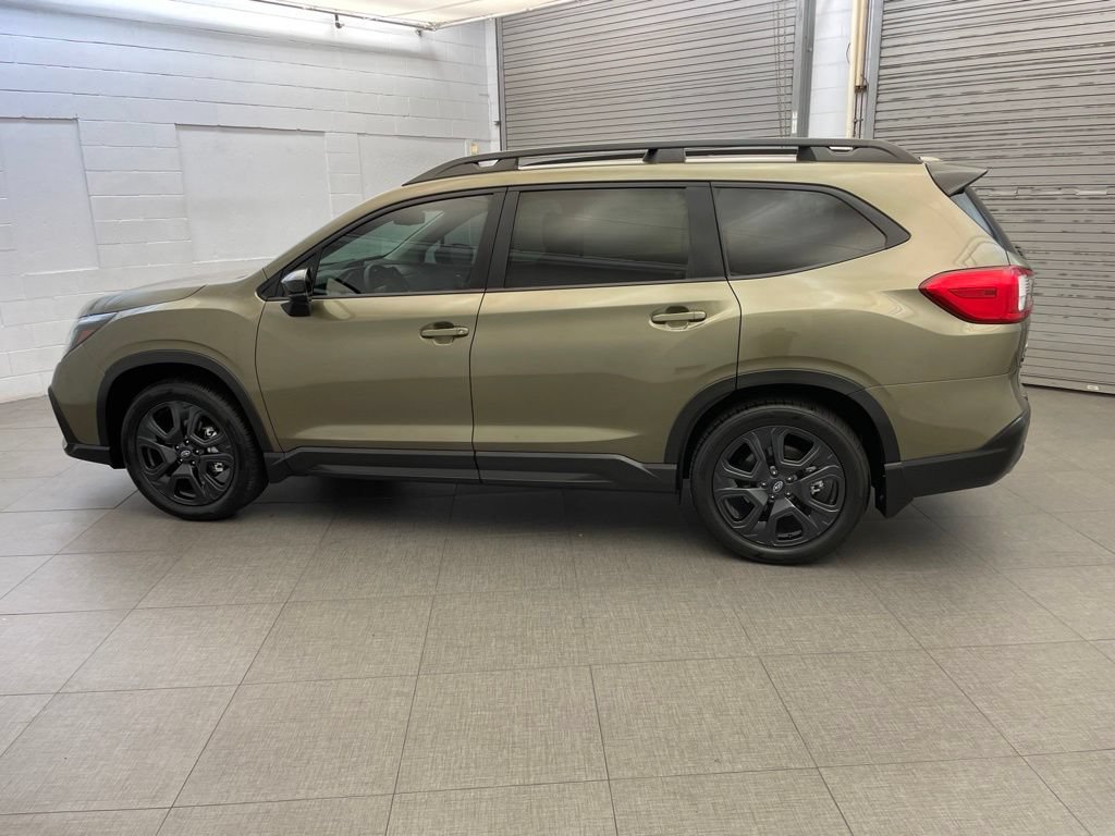 Used 2025 Subaru Ascent Bronze Edition w/ Onyx Package AWD/4WD image 11