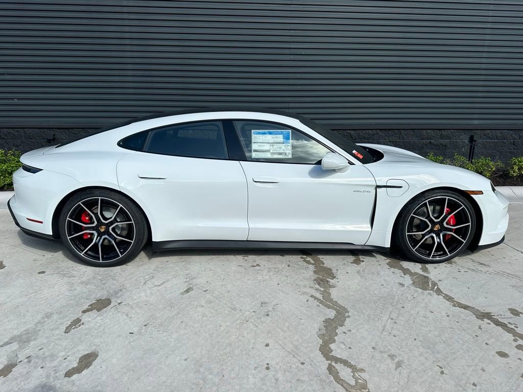 Used 2025 Porsche Taycan 4S image 8