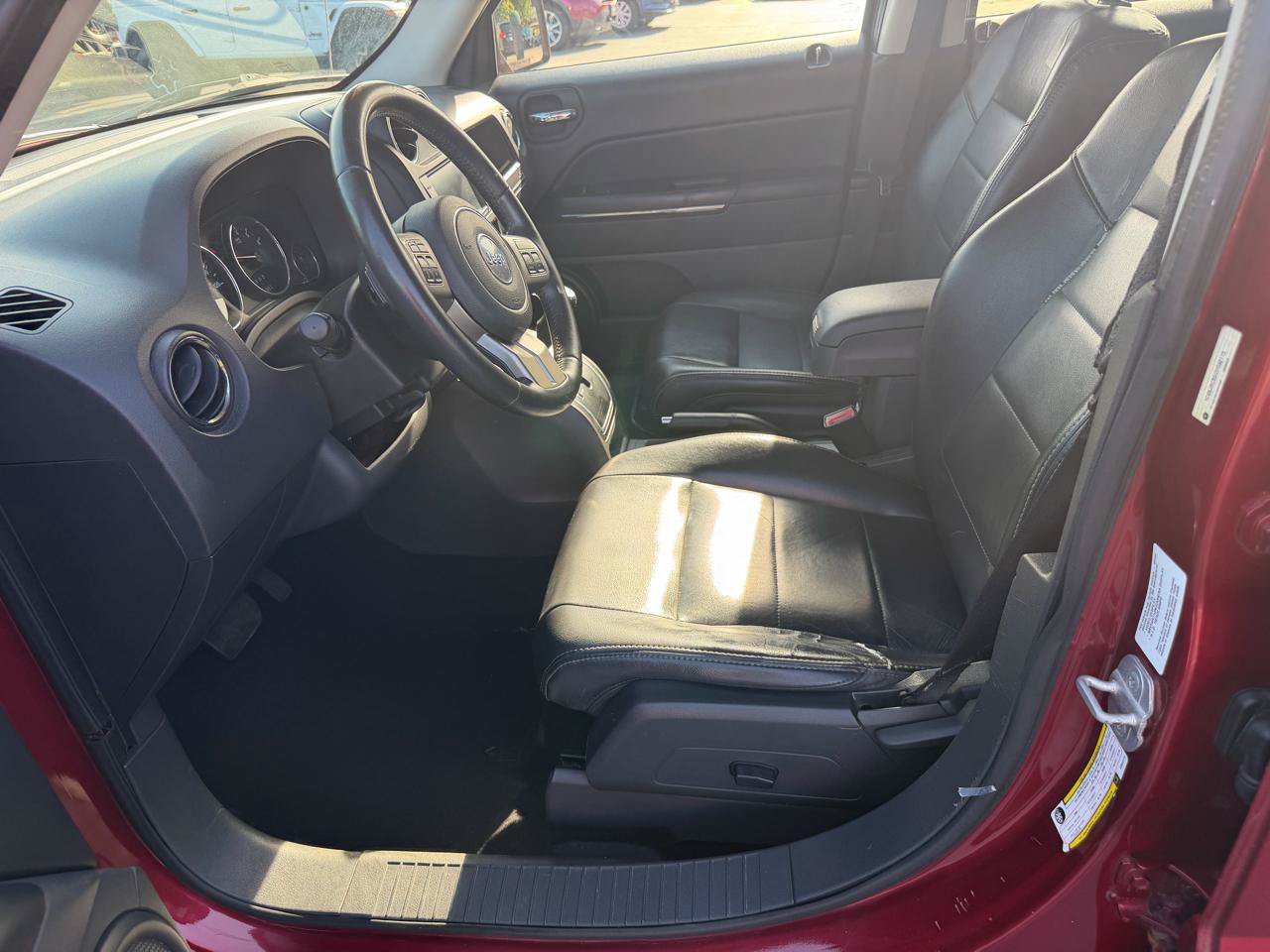 Used 2012 Jeep Patriot Limited w/ Sun/Sound Group AWD/4WD image 13