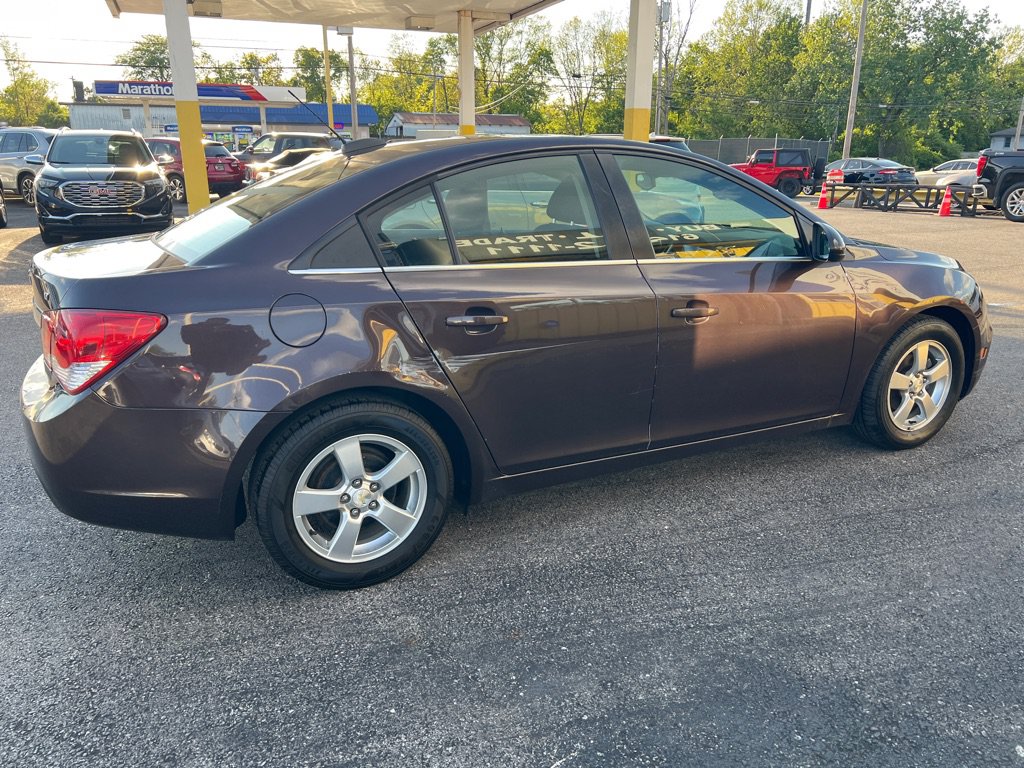 Used 2015 Chevrolet Cruze LT FWD image 11