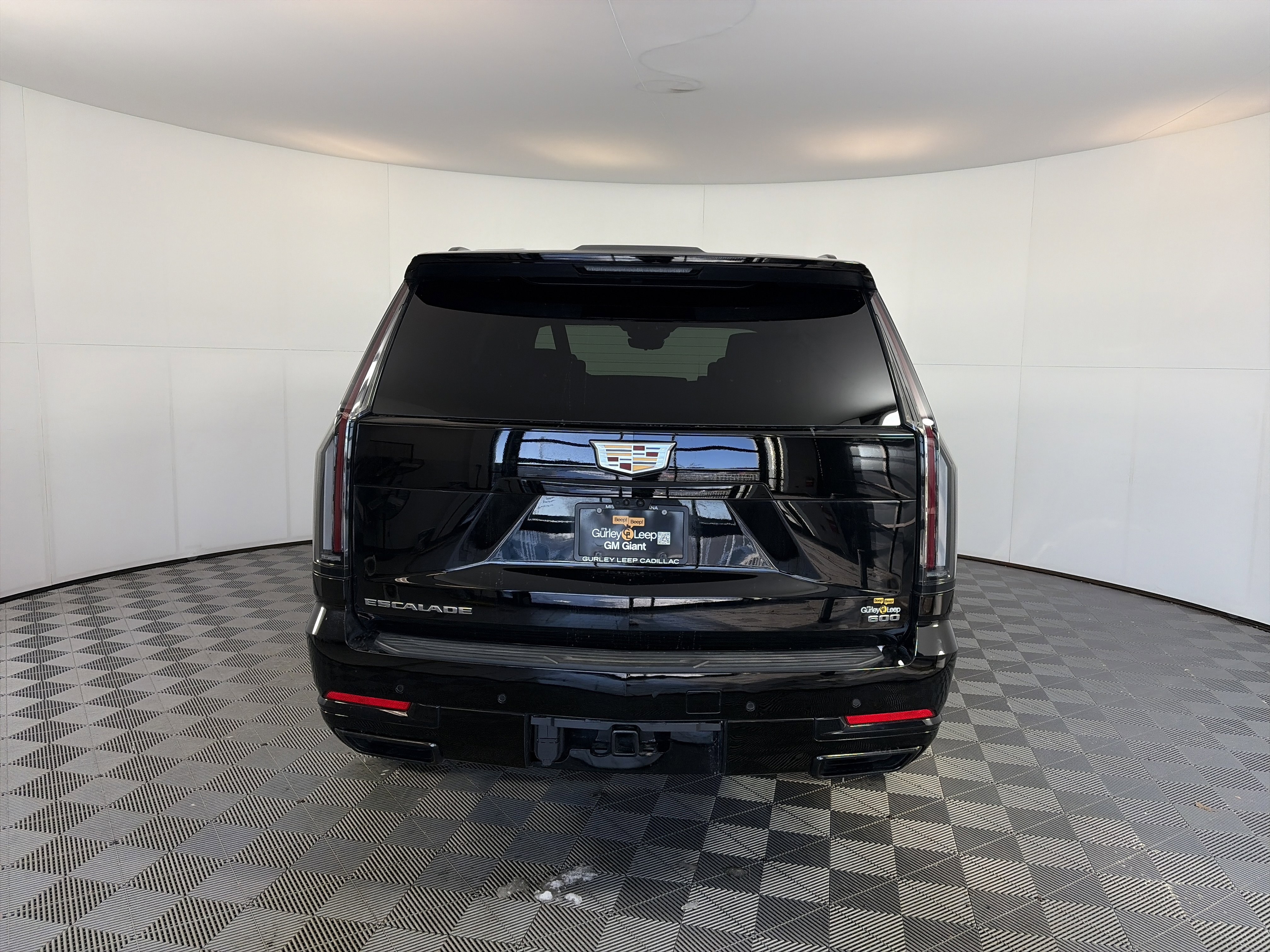 Used 2025 Cadillac Escalade Sport Platinum image 10