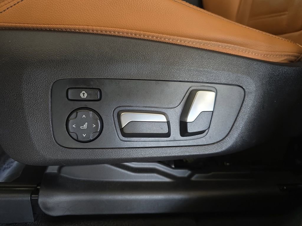 Used 2020 BMW X4 xDrive30i w/ Premium Package AWD/4WD image 28