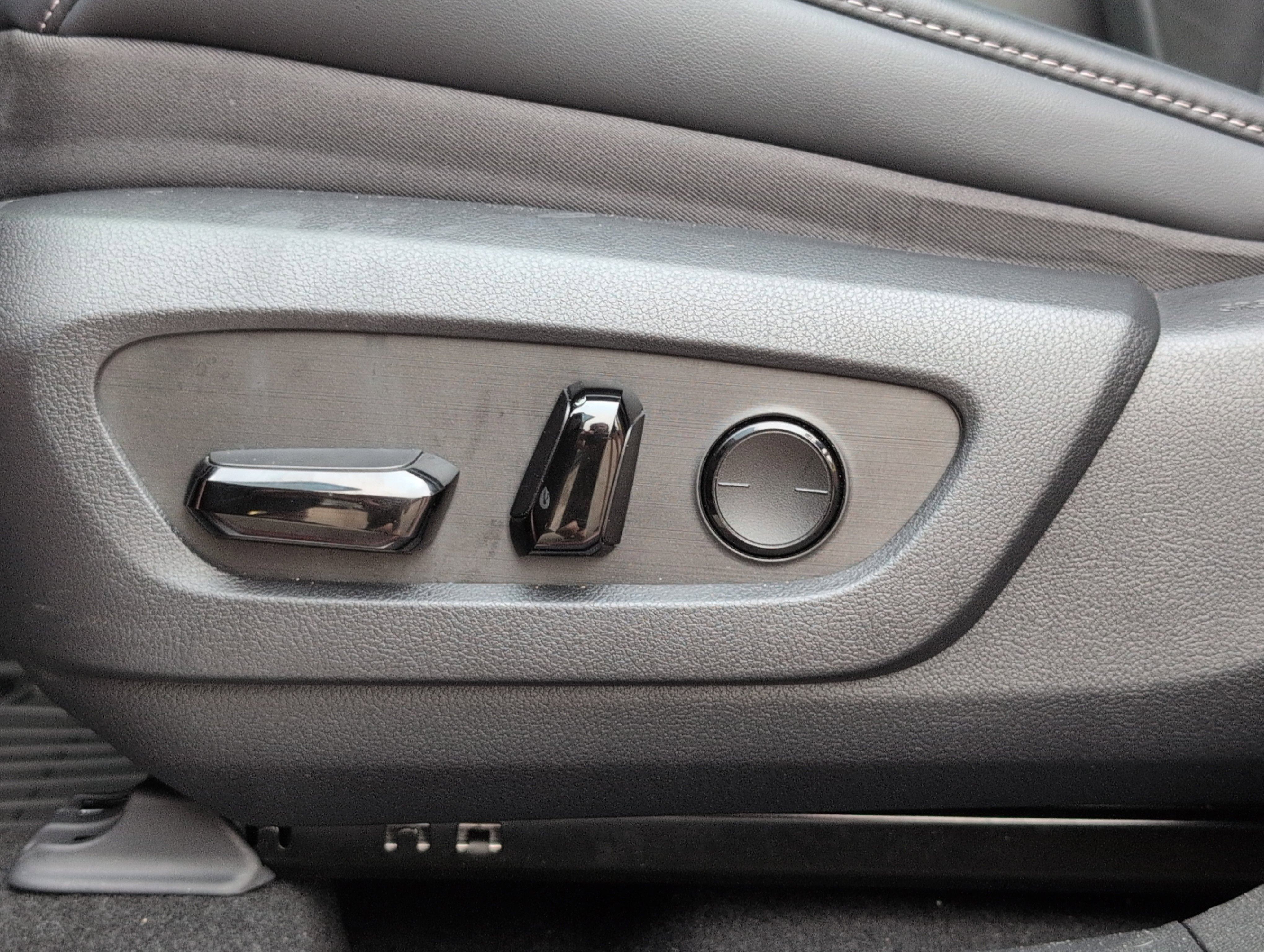 Used 2024 Lexus RX 500h F Sport image 11