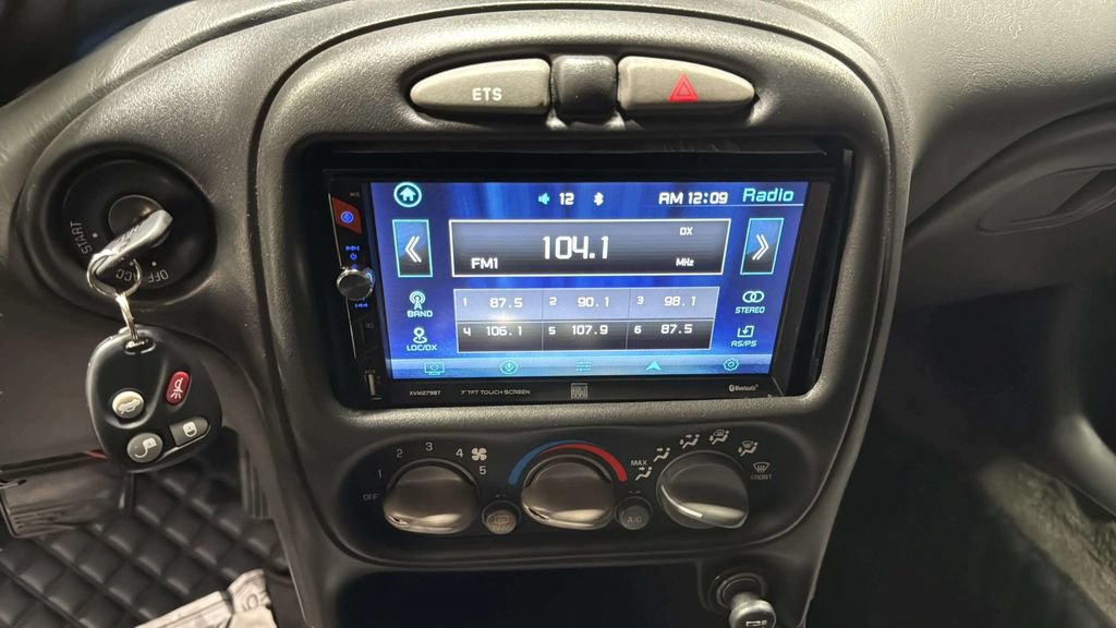 Used 2004 Pontiac Grand Am GT FWD image 23