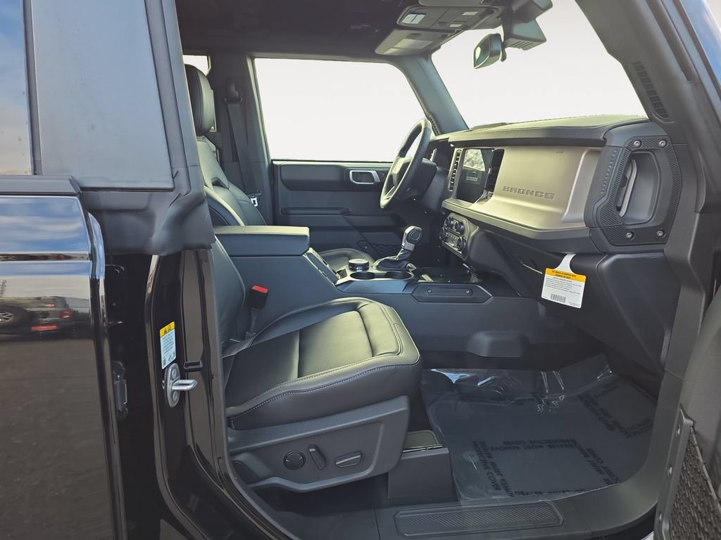 New 2025 Ford Bronco Outer Banks AWD/4WD image 10