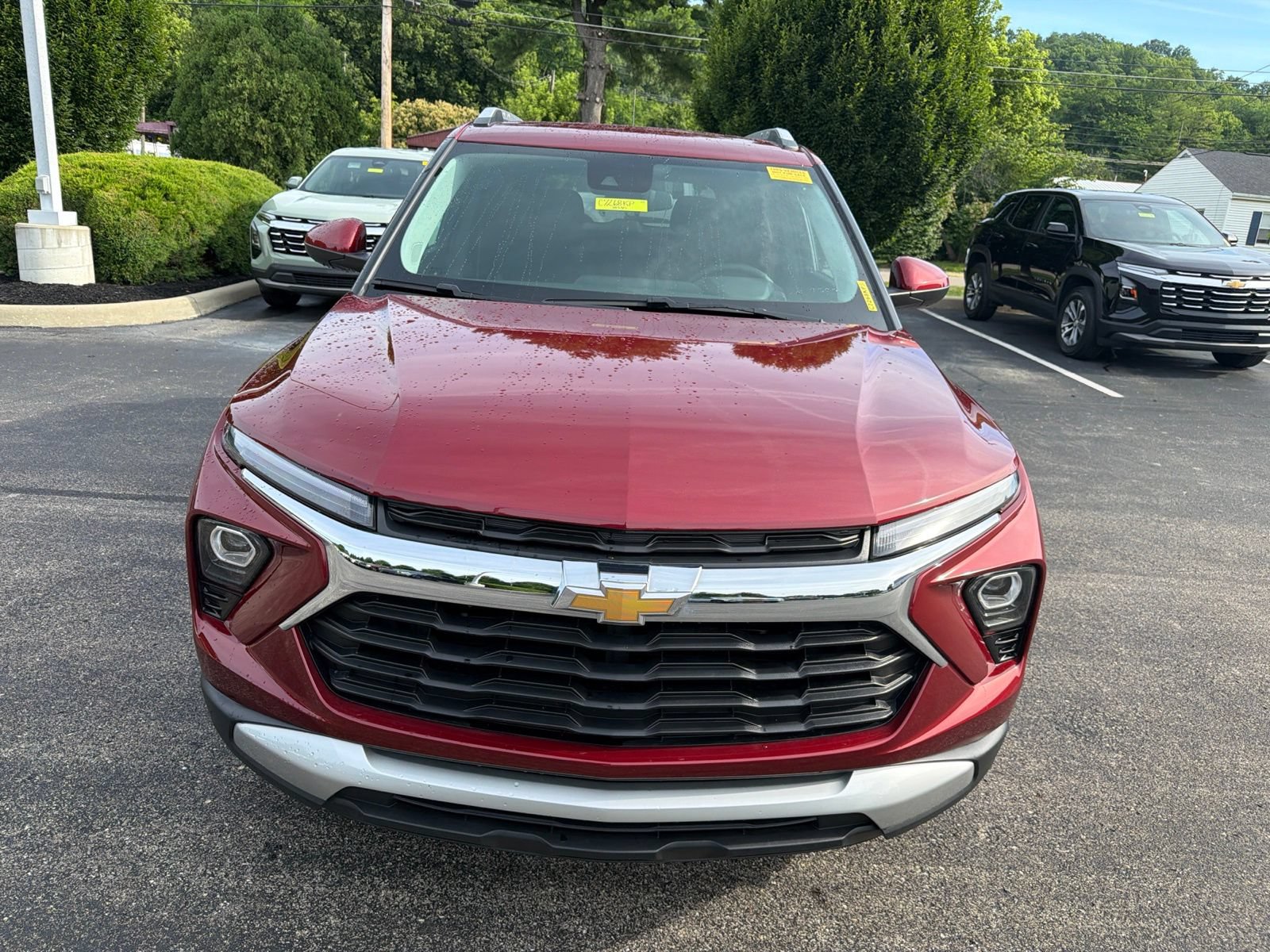 Used 2024 Chevrolet TrailBlazer LT w/ LT Cold Weather Package FWD image 8