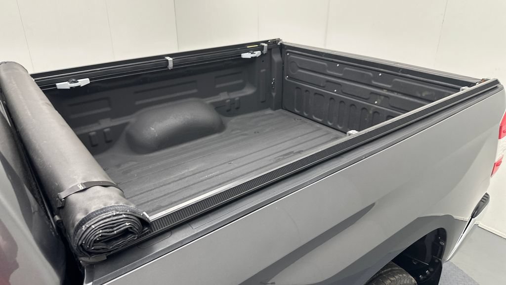 Certified 2019 Toyota Tundra SR5 AWD/4WD image 17