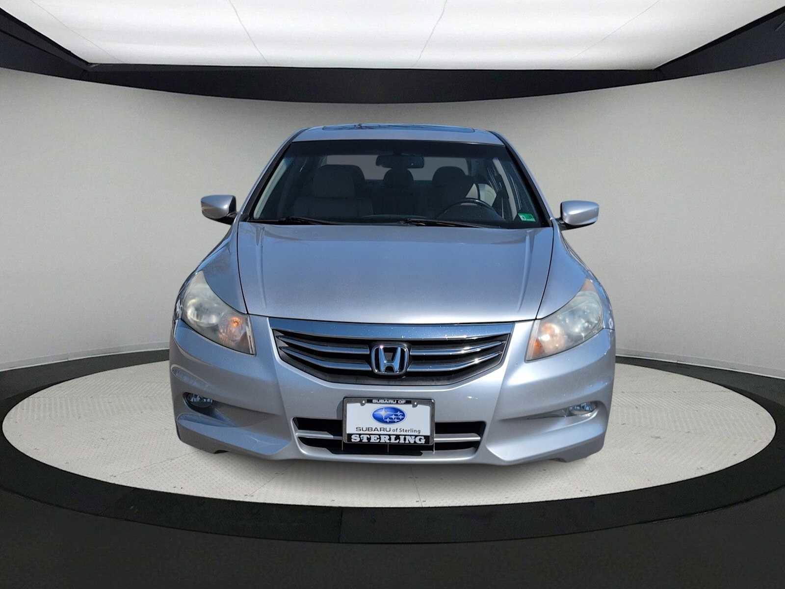 Used 2011 Honda Accord EX-L image 3