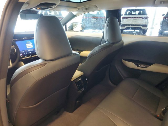 Used 2023 Lexus RZ 450e Premium image 18
