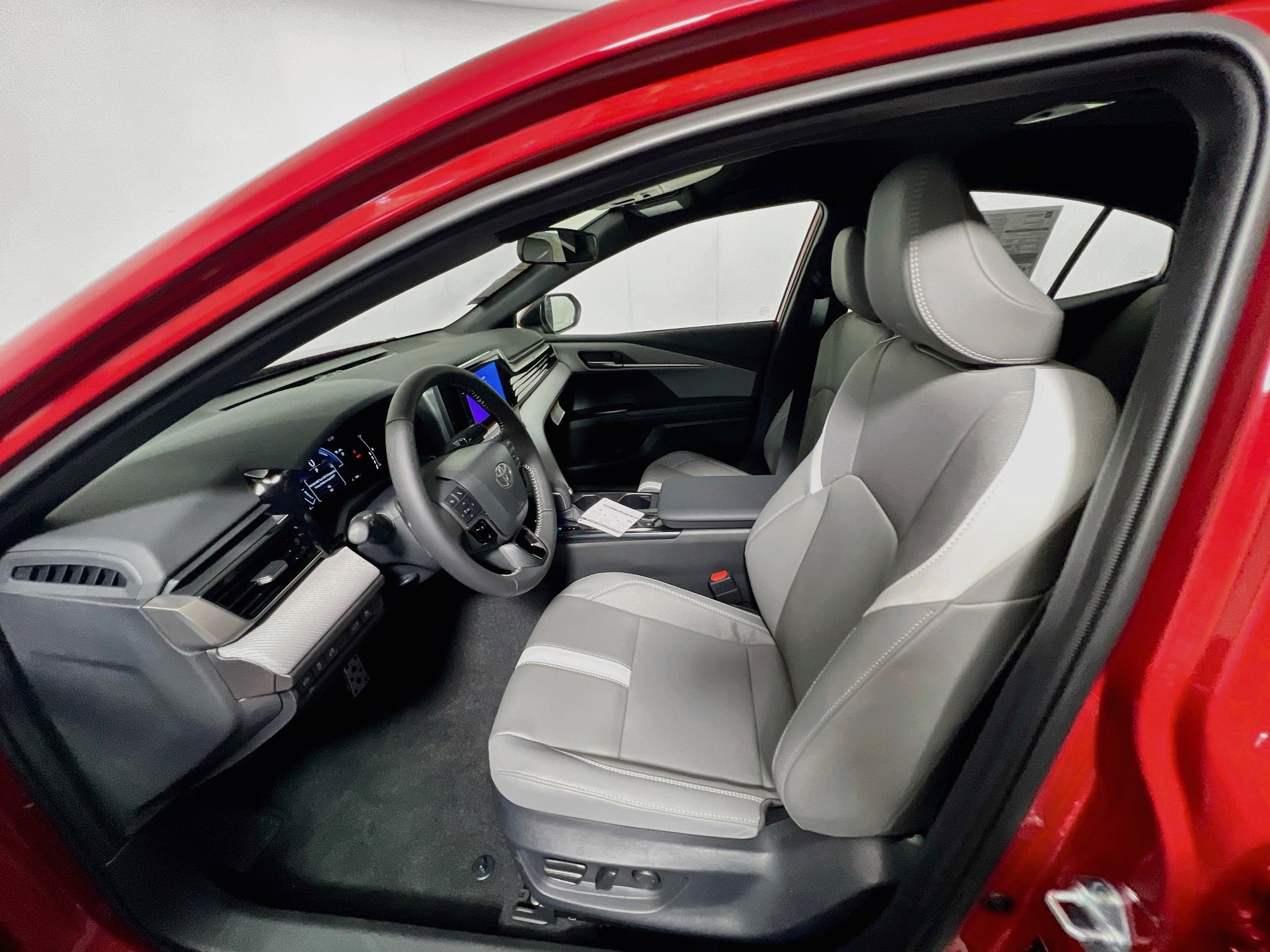 New 2026 Toyota Camry SE FWD image 14