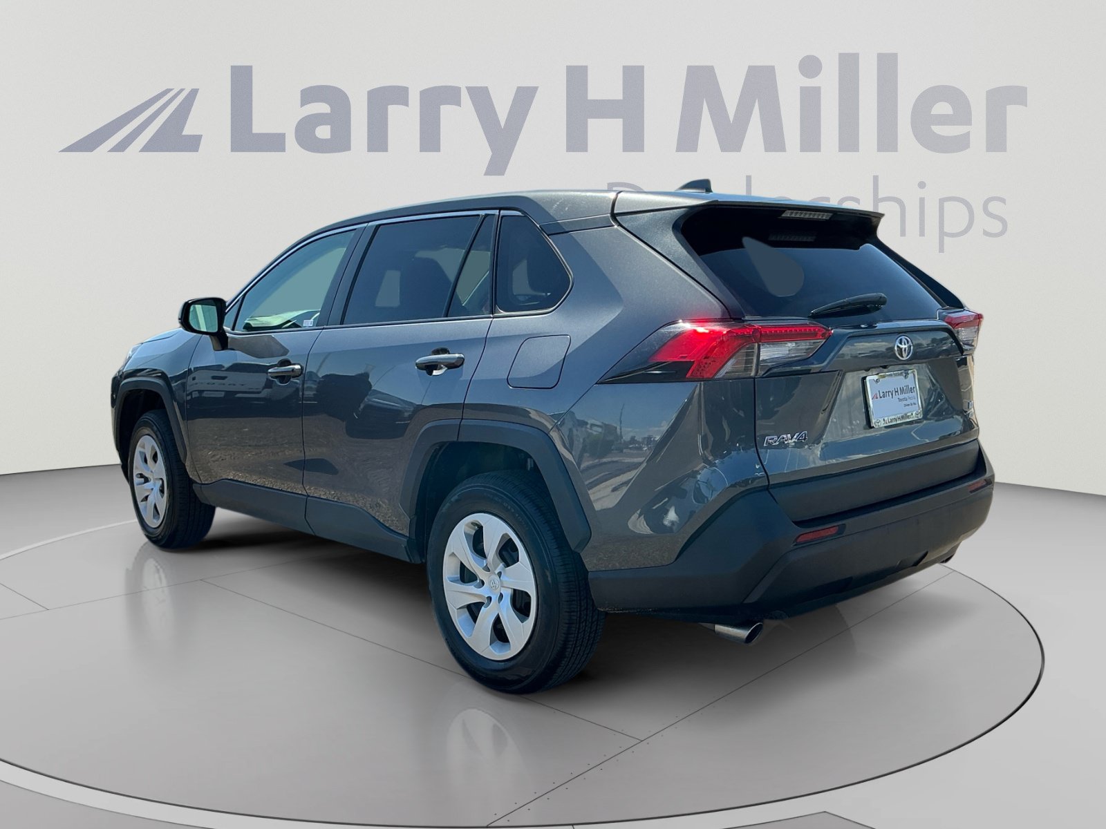 Certified 2025 Toyota RAV4 LE AWD/4WD image 3