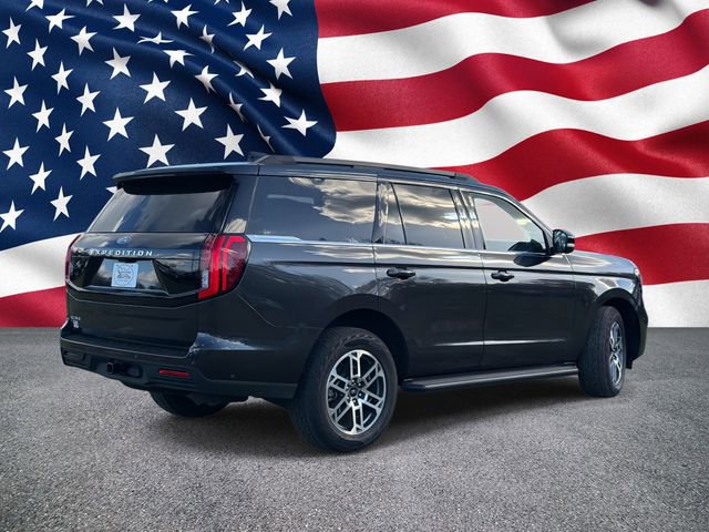 Certified 2025 Ford Expedition Active AWD/4WD image 7