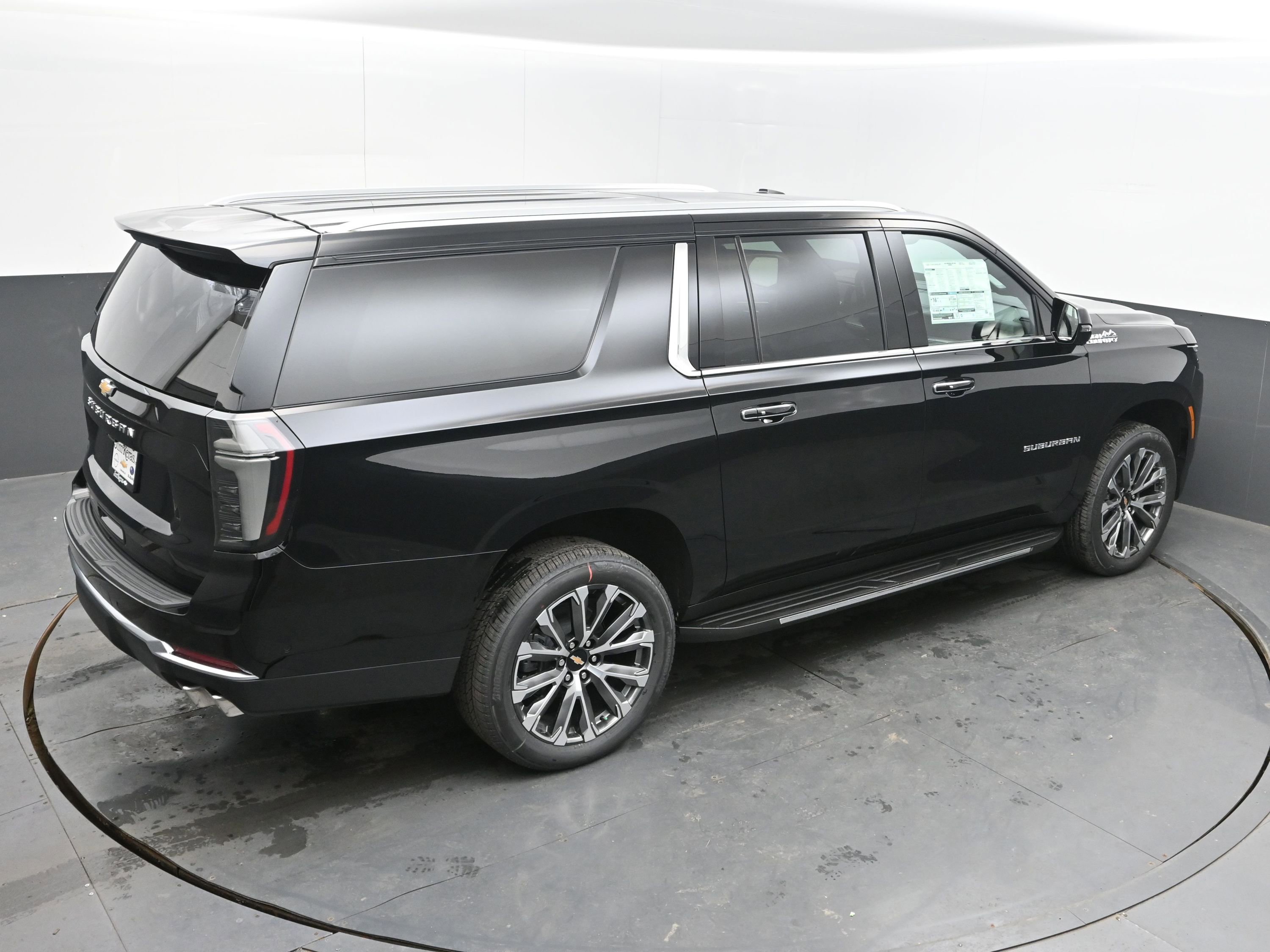 New 2026 Chevrolet Suburban High Country w/ Sun And Tow Package AWD/4WD image 40