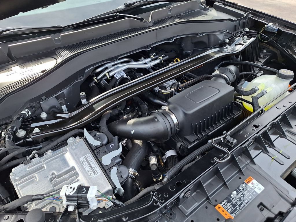 Used 2025 Ford Explorer ST w/ Sun And Sound Package image 32