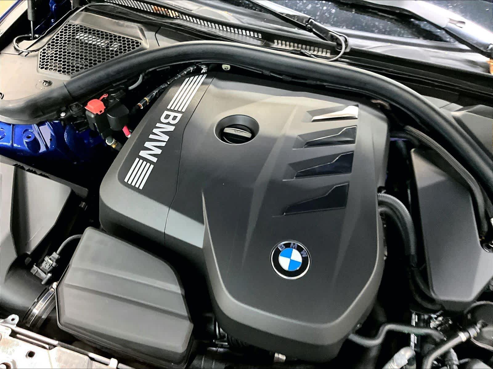 Used 2026 BMW 330i Sedan w/ M Sport Package RWD image 34