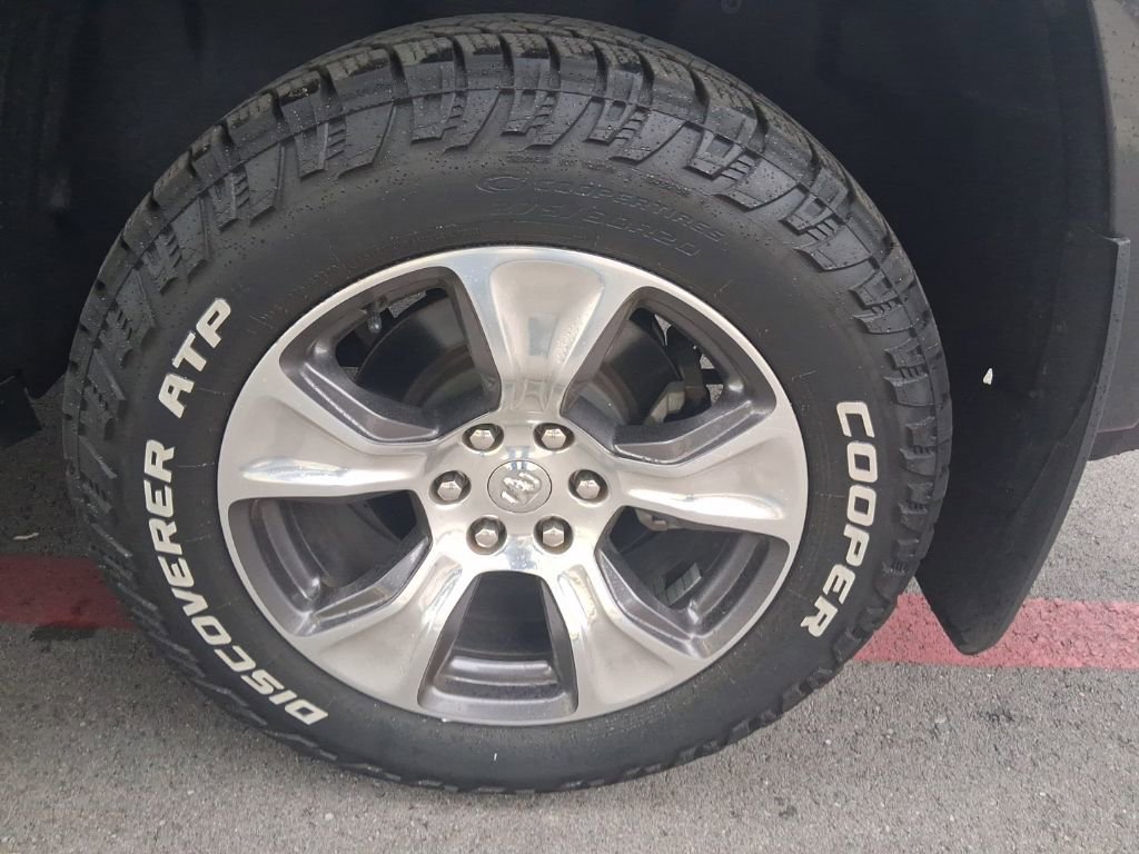 Used 2022 RAM 1500 Laramie image 8