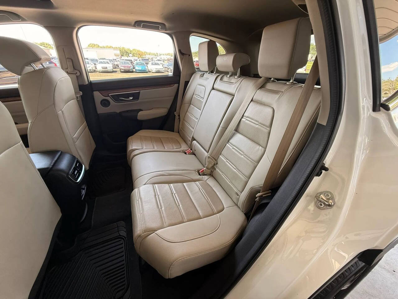 Used 2018 Honda CR-V Touring image 19