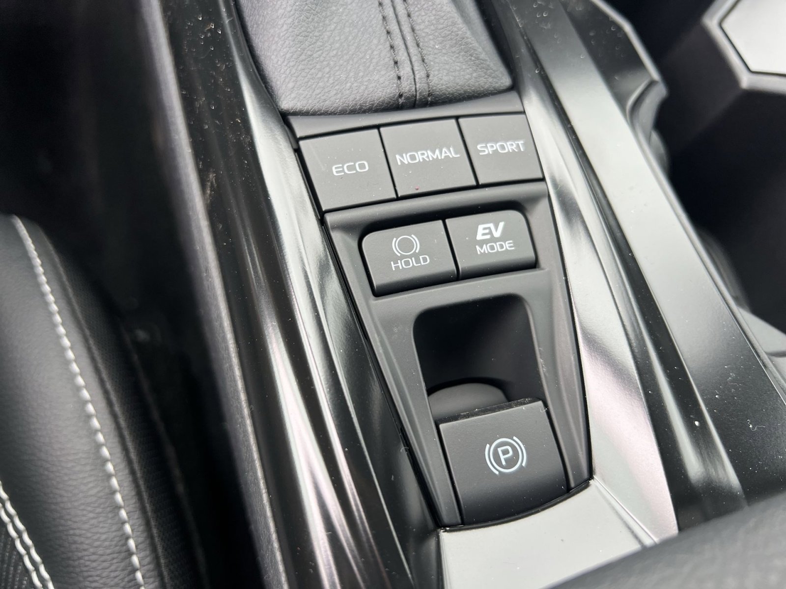 New 2026 Toyota Camry Hybrid image 24