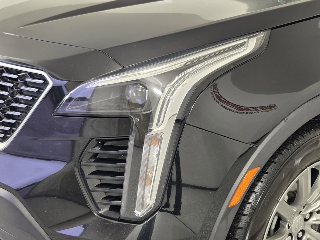 Used 2020 Cadillac XT4 Premium Luxury w/ Driver Awareness Package FWD image 10
