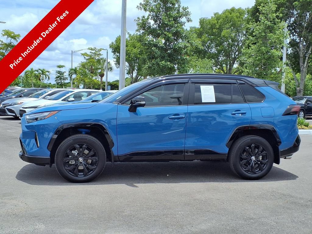 Used 2024 Toyota RAV4 XSE w/ Weather Package AWD/4WD image 4