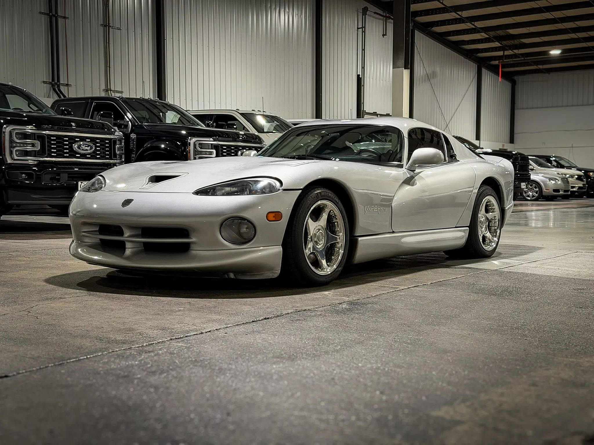 Used 1998 Dodge Viper GTS RWD image 1