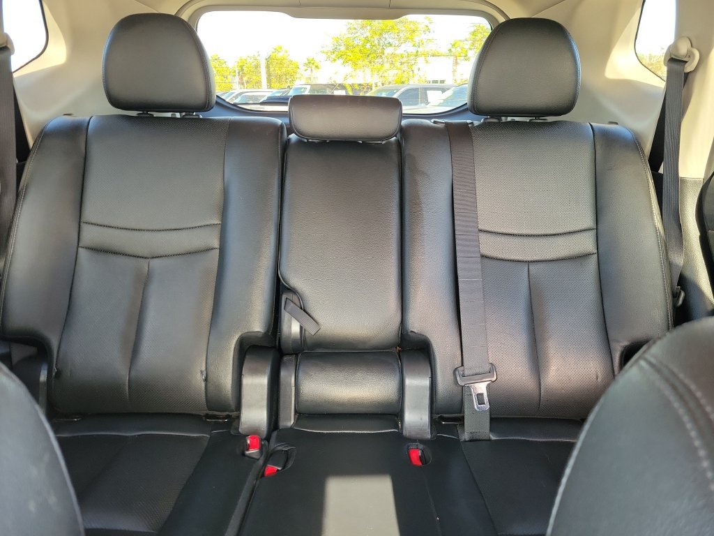 Used 2020 Nissan Rogue SL FWD image 19