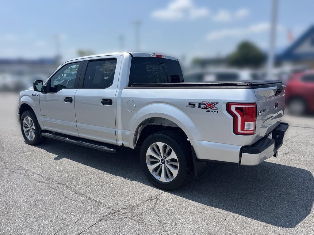 Used 2017 Ford F150 XL w/ Equipment Group 101A Mid AWD/4WD image 4