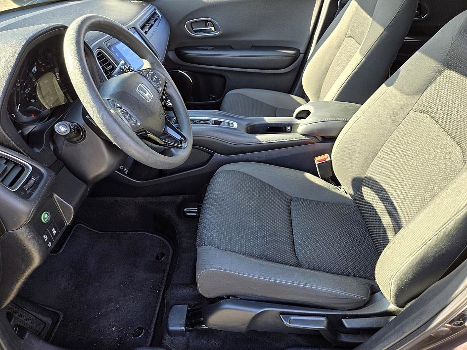 Used 2019 Honda HR-V EX image 9