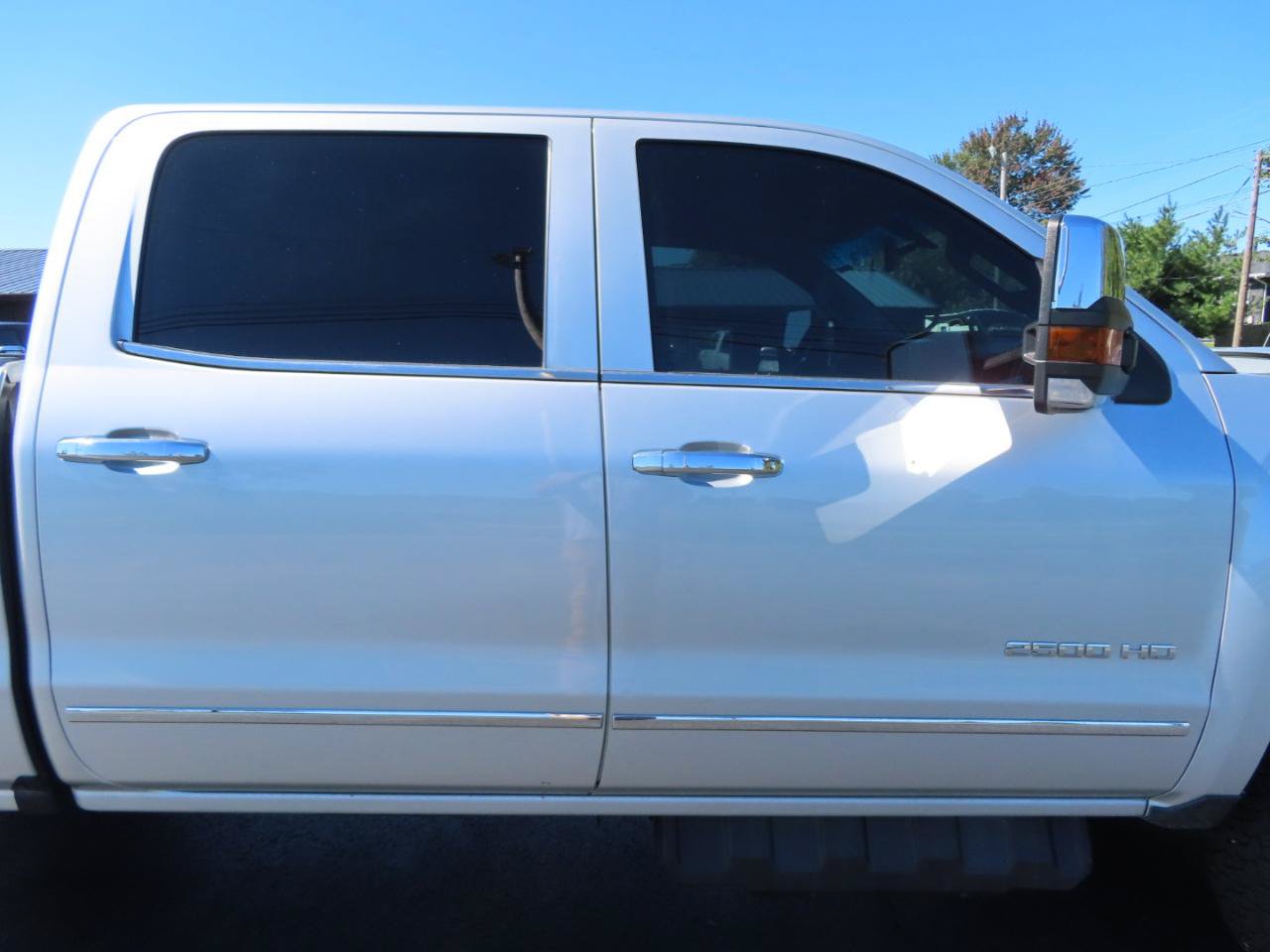 Used 2019 Chevrolet Silverado 2500 LTZ w/ Duramax Plus Package AWD/4WD image 24
