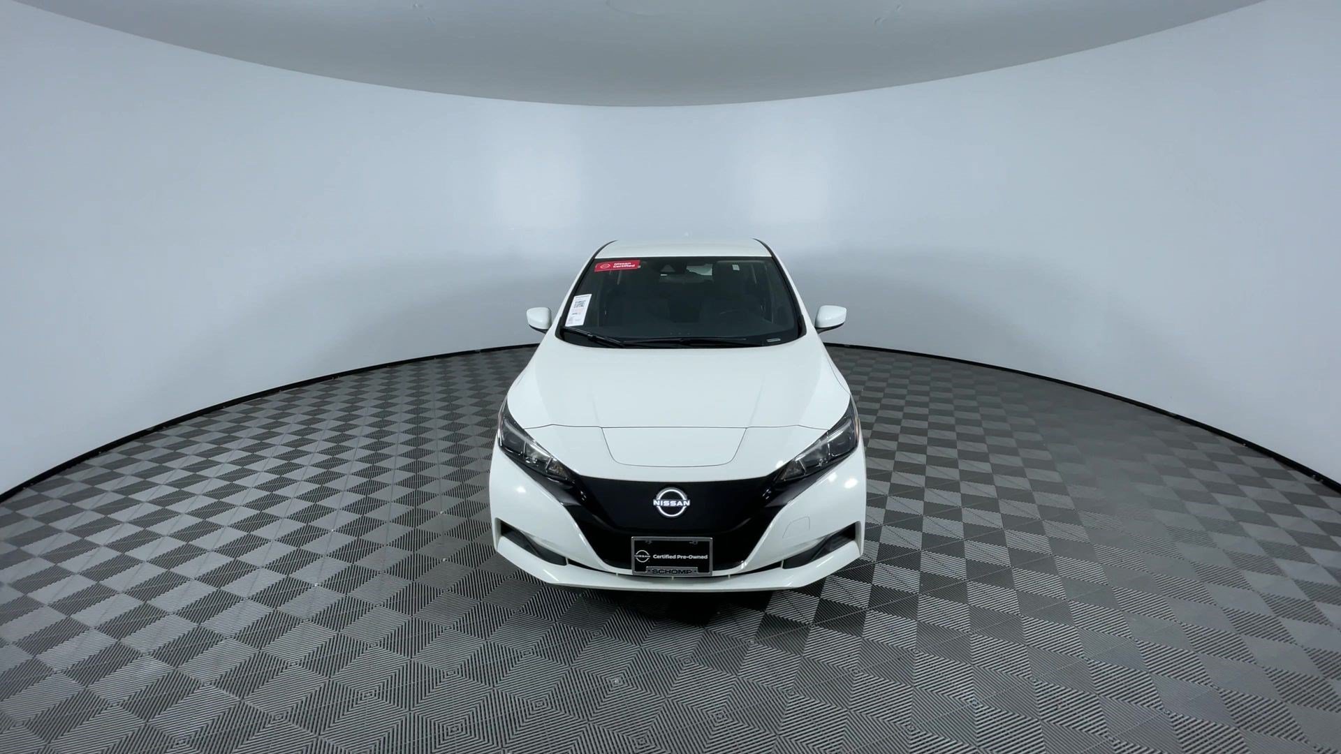Certified 2025 Nissan Leaf S FWD image 3