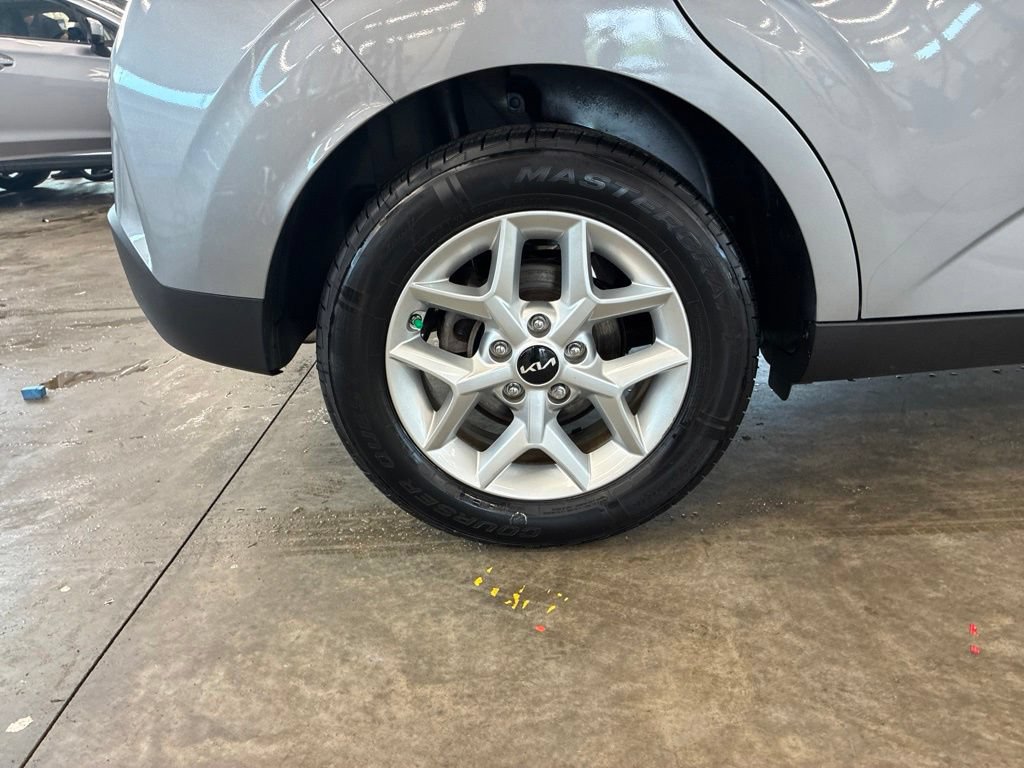 Certified 2023 Kia Soul LX w/ Option Group 015 FWD image 30