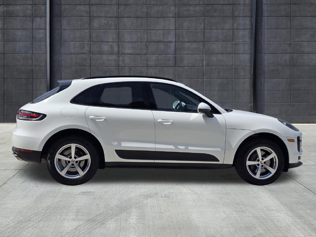 Certified 2021 Porsche Macan AWD/4WD image 8