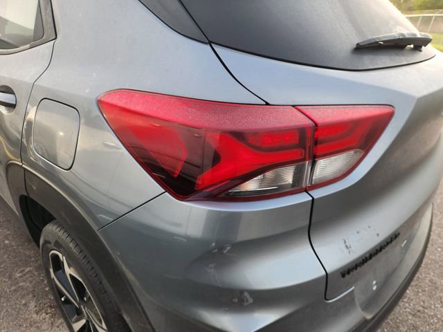 Used 2022 Chevrolet TrailBlazer RS w/ Technology Package image 7