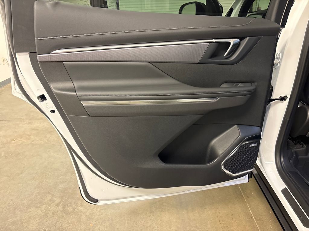 New 2026 Buick Enclave Sport Touring w/ Power Package FWD image 30