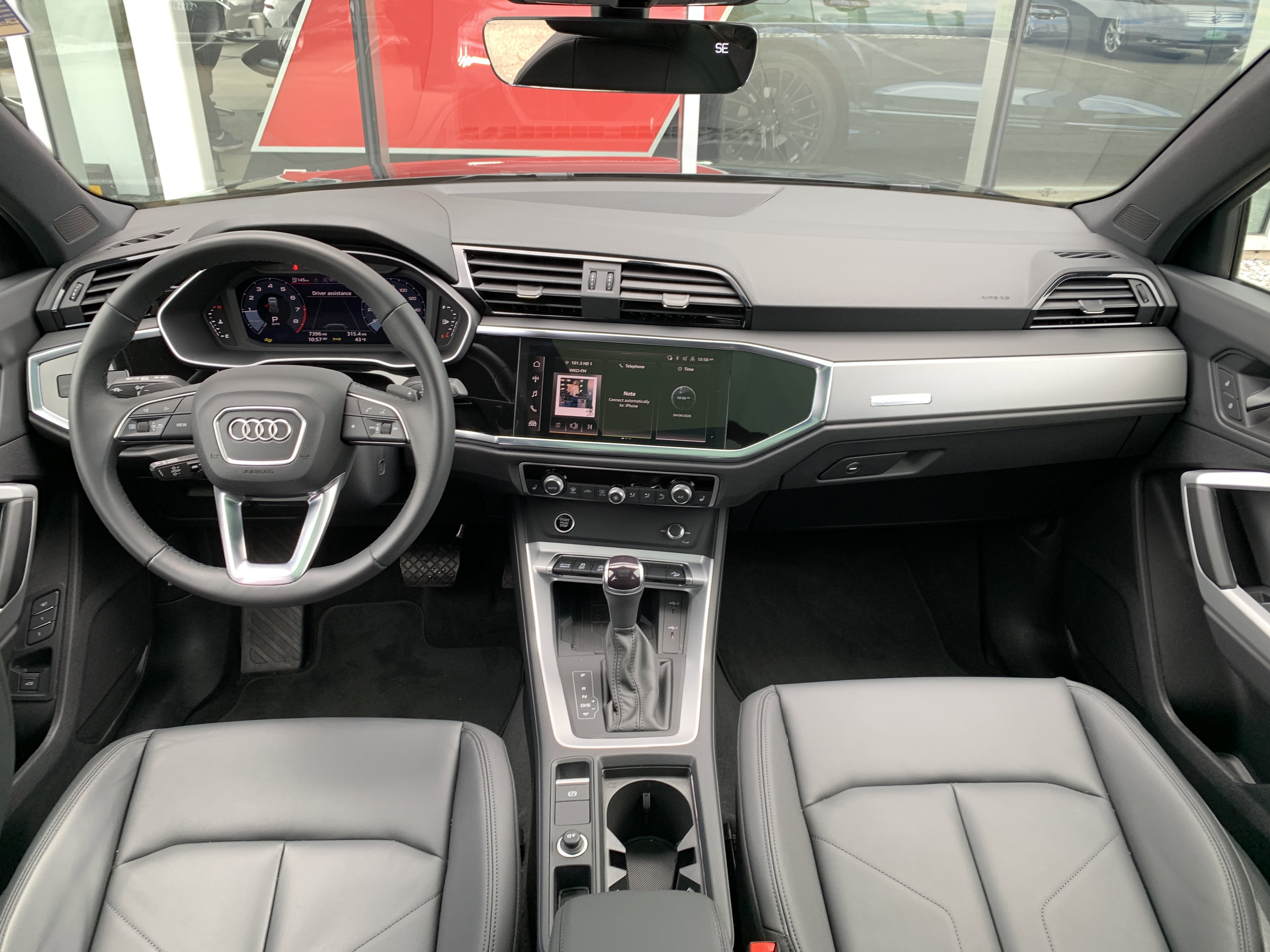 Used 2025 Audi Q3 2.0T Premium w/ Convenience Package image 14